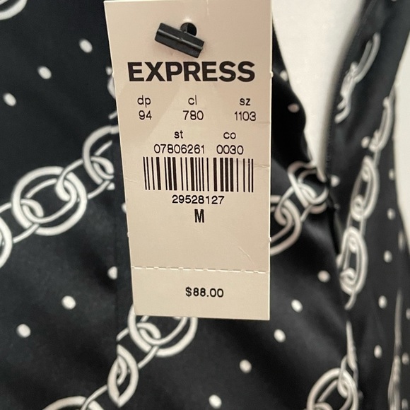 Express Chain Link Printed Slip Dress. - Picture 8 of 8